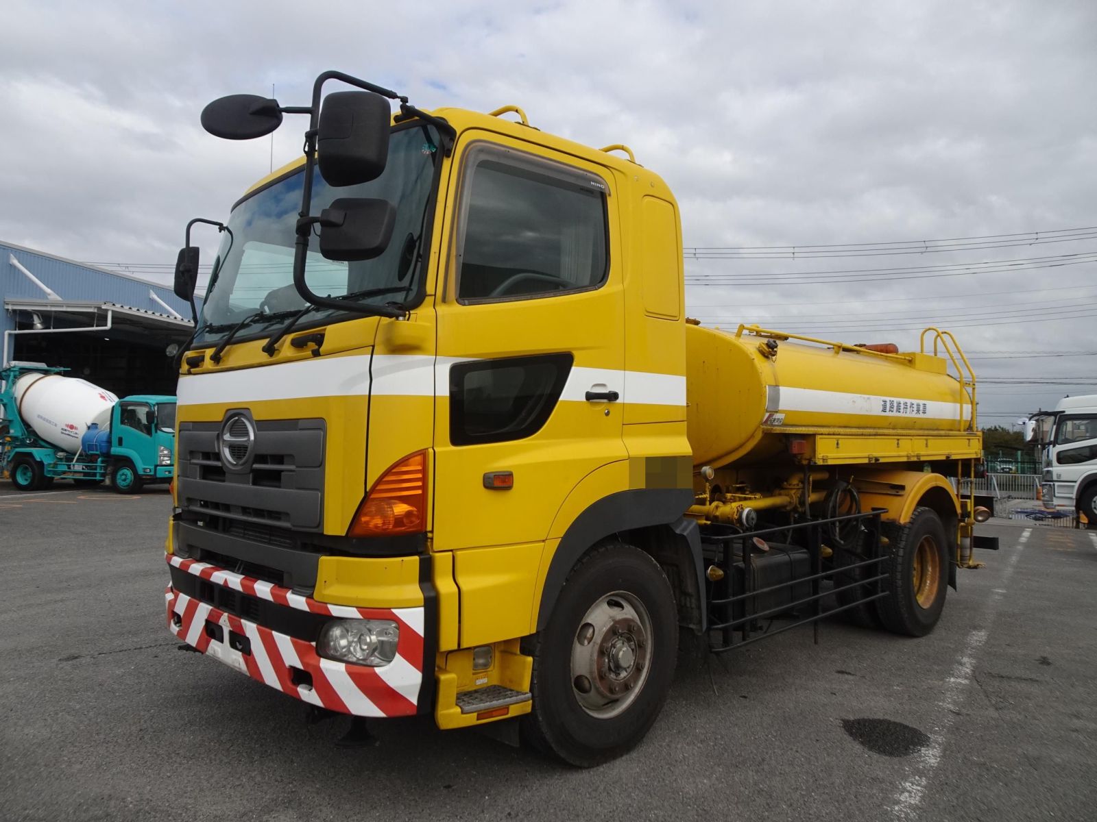 37052-8