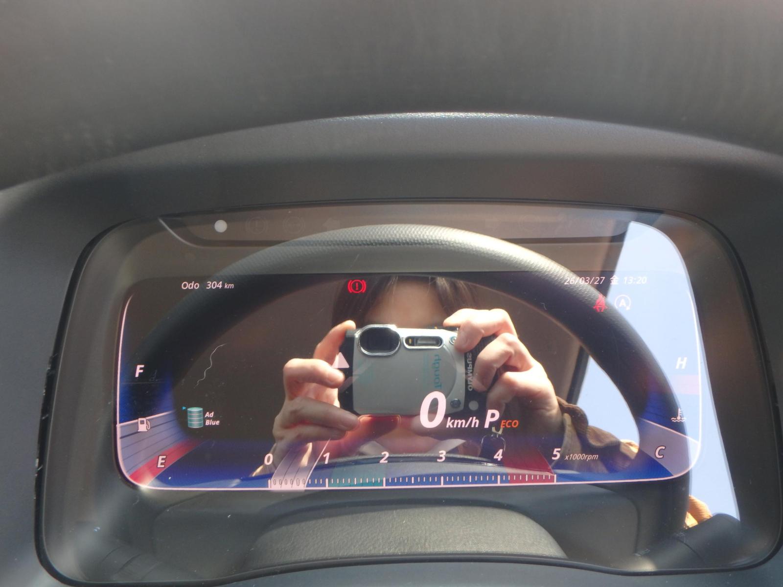 OLYMPUS DIGITAL CAMERA