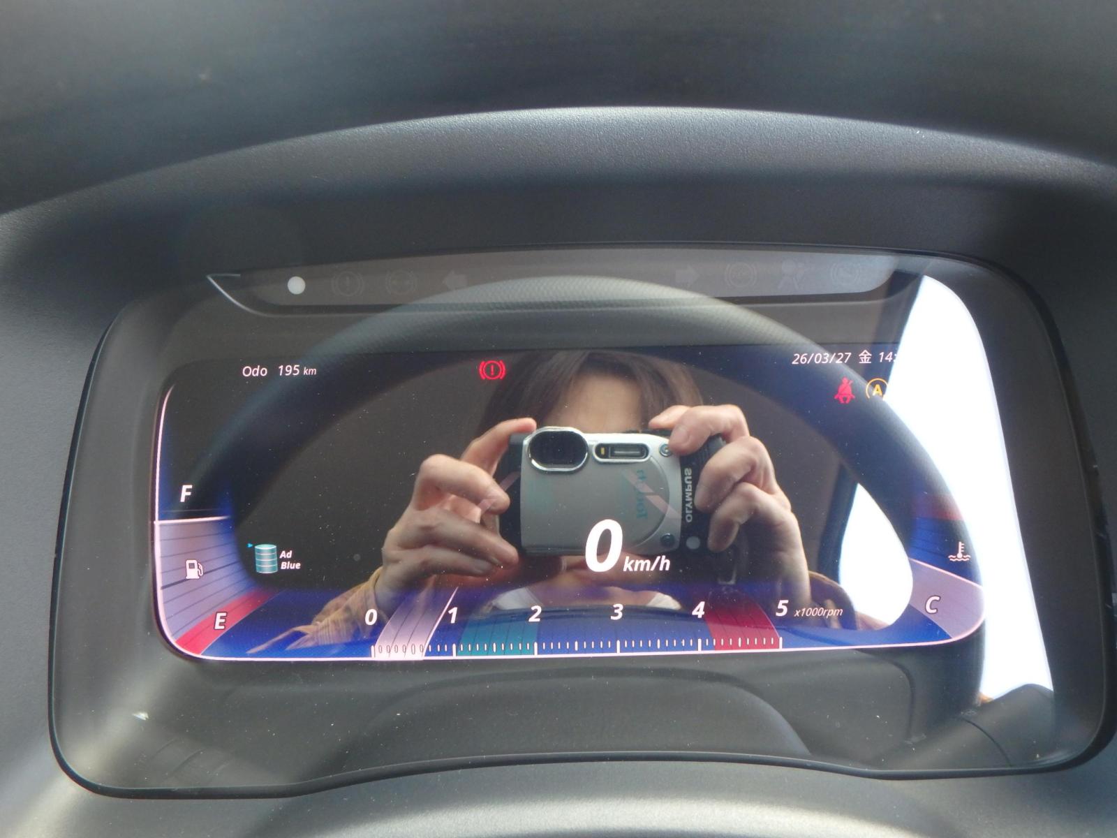 OLYMPUS DIGITAL CAMERA