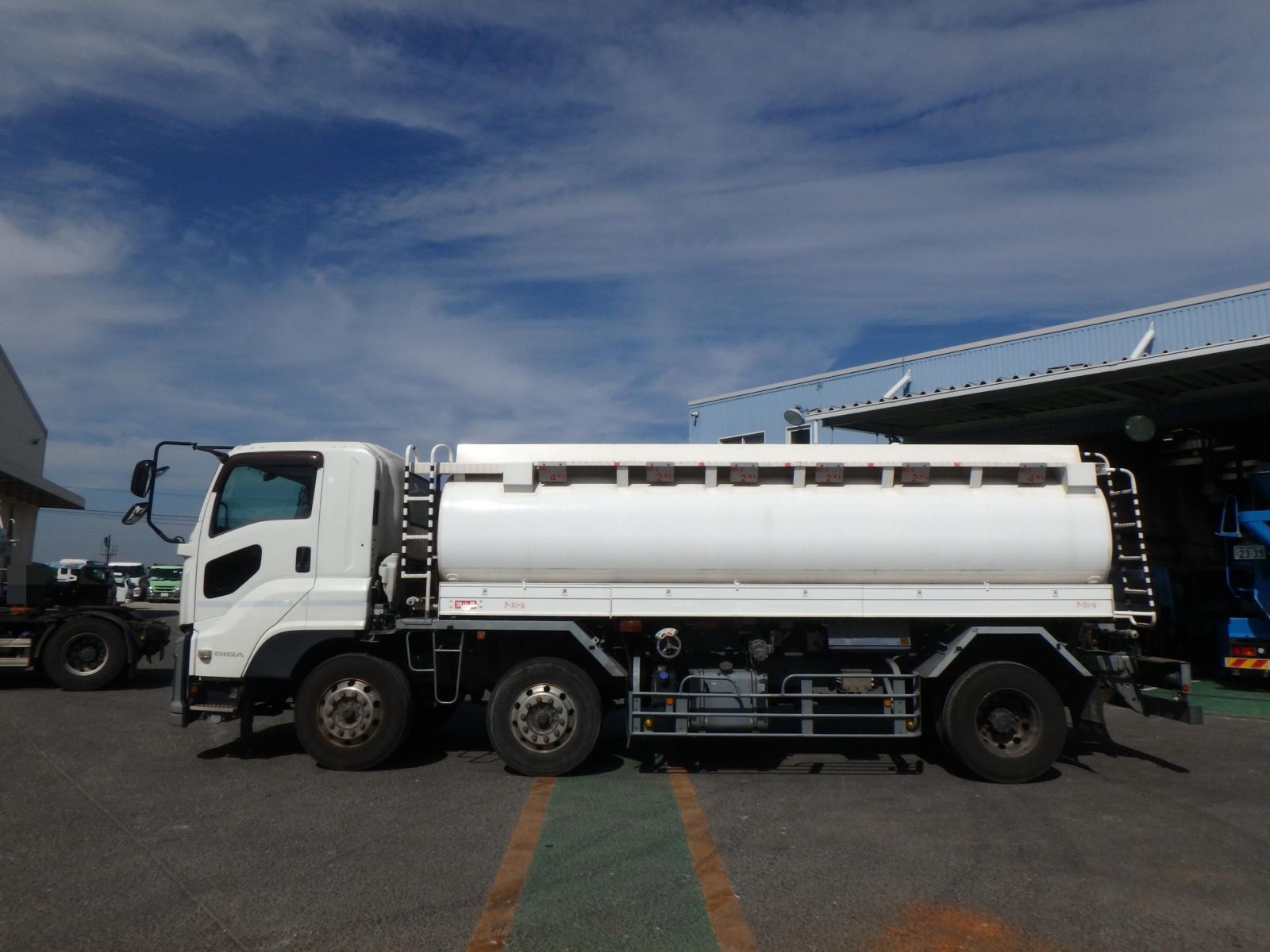 37952-3